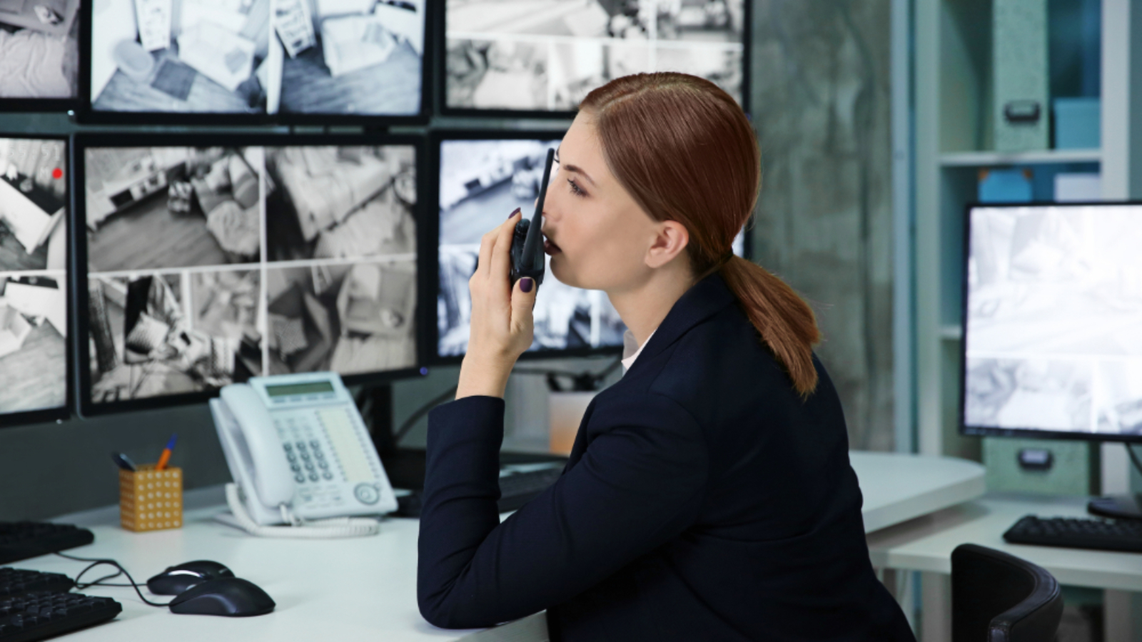 Kamery-w-miejscu-pracy-inwigilacja-czy-realne-wsparcie-dla-bezpieczenstwa